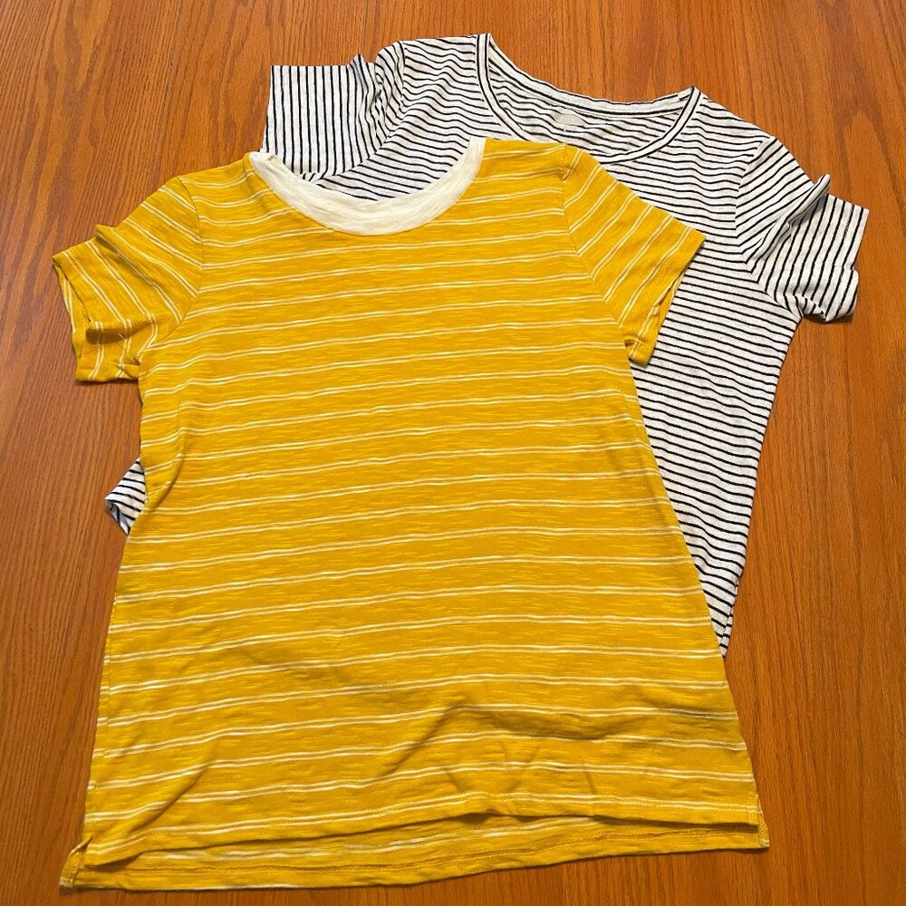Old Navy: Set of 2 Summer Striped Tops Bundle